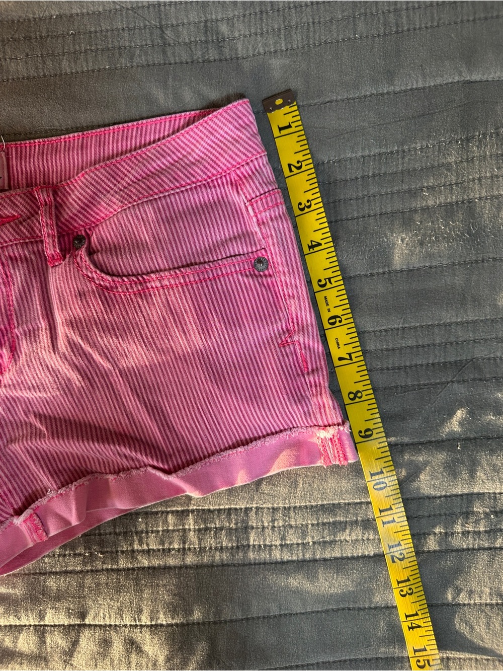 Vintage Y2K Aéropostale Pink Striped Low Rise Micro Denim Shorts Size 5/6 - Picture 11 of 13